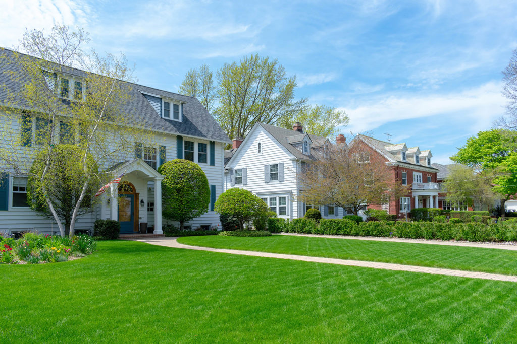 20 Ideas to Improve Your Curb Appeal: Tips for Successful Home Staging 8 curb appeal
